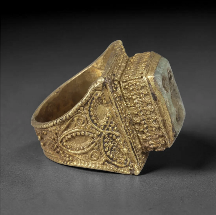 Antique Qajar Ring w/ Green Intaglio