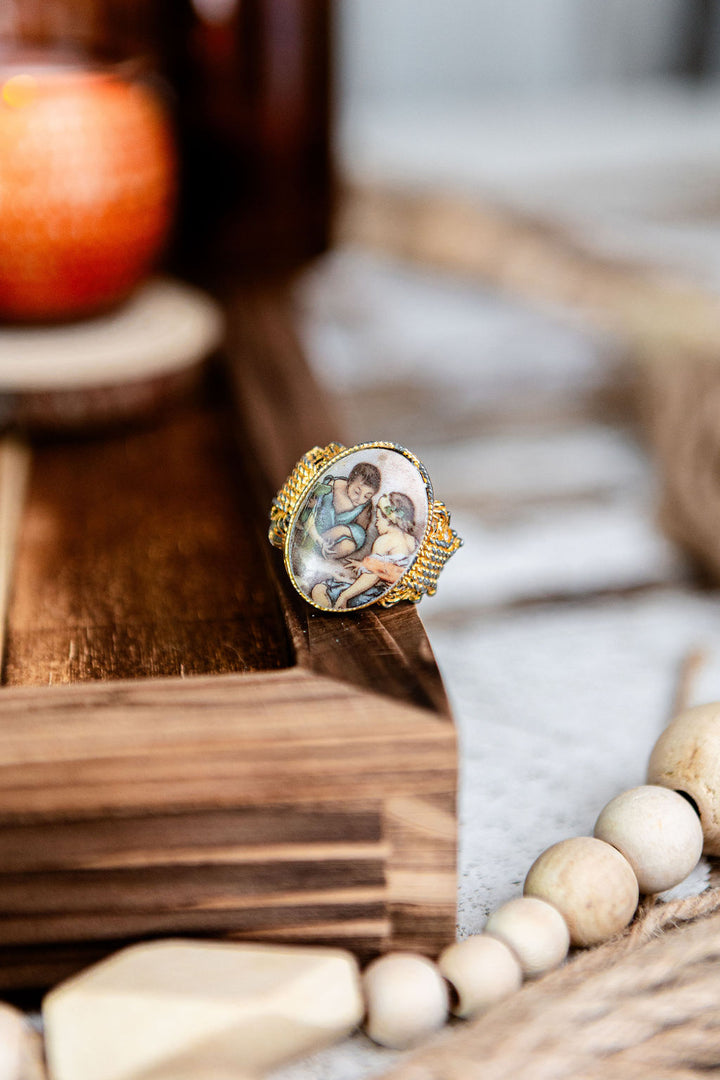 Ceramic Ring: Children Gambling